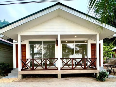 Dumba Bay Tioman Resort in Mersing