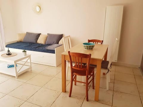 Comme à la maison, meublé de Tourisme 3 étoiles tout confort Apartment in Le Beausset