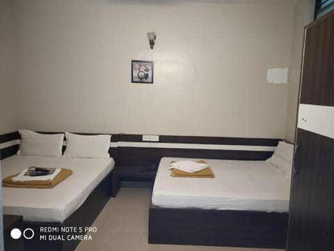 Parkwood Executive Rooms Inn Hotel in Bengaluru