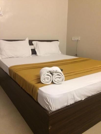 Parkwood Executive Rooms Inn Hotel in Bengaluru