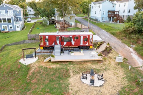 Train Caboose & River Views Near Downtown Haus in Madison Heights
