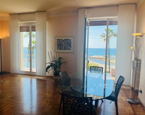 Living room, Seating area, Dining area, Sea view