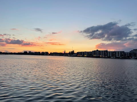 Nearby landmark, Natural landscape, City view, River view, Sea view, Sunset