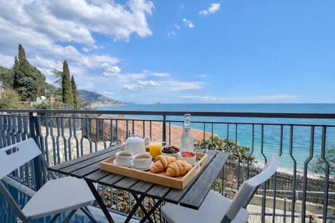 Day, Natural landscape, View (from property/room), Balcony/Terrace, Sea view