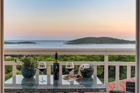 Balcony/Terrace, Seating area, Sea view, Sunset
