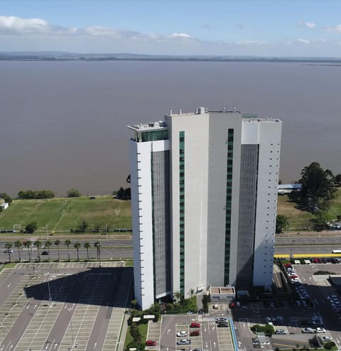 Loft com vista incrível no Barra Shopping Condo in Porto Alegre