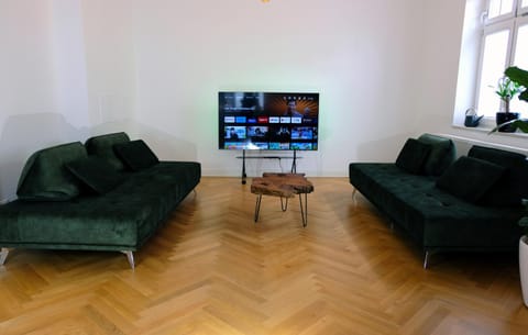 TV and multimedia, Living room