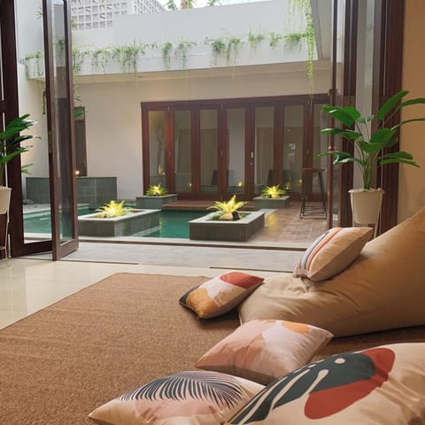 Namdur Villa Sariwangi - Tropical Villa in Bandung With Private Pool Villa in Parongpong