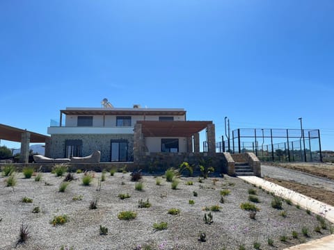 Property building, Garden, Garden view