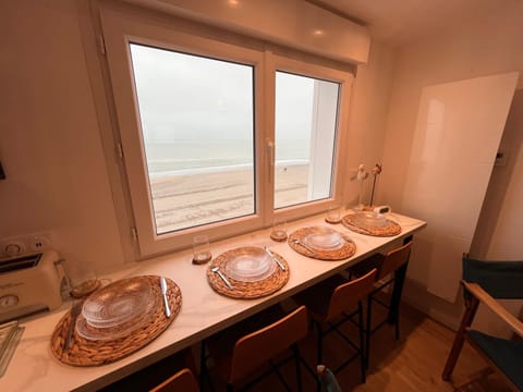 Dining area, Sea view