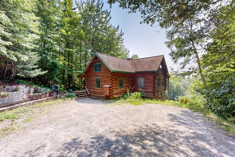 Cabin in the Vermont Woods Casa in Hyde Park