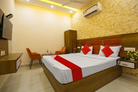 OYO Flagship Myna Inn Hotel in Chandigarh