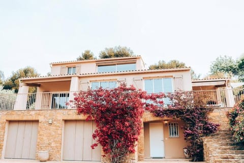 Villa sur les hauteurs de Bandol Sanary-sur-mer Villa in Sanary-sur-Mer