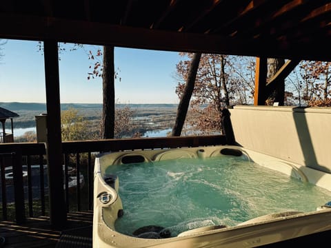 Natural landscape, Hot Tub, Pool view