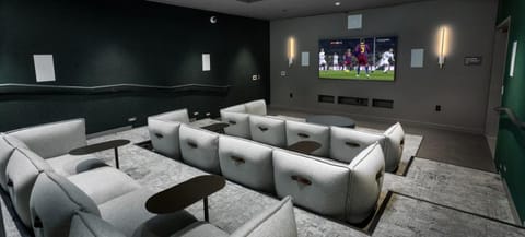 TV and multimedia, Seating area, Evening entertainment, Entertainment