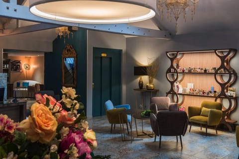 Bar/lounge