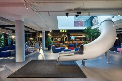 Bar/lounge