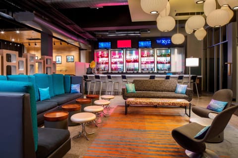 Bar/lounge