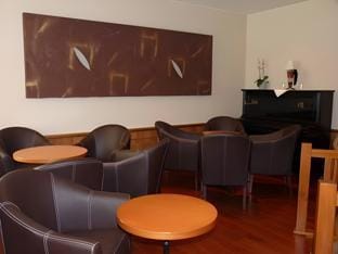 Bar/lounge