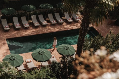 Private pool