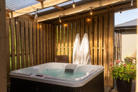 Hot tub