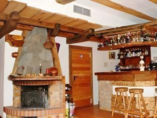 Bar/lounge