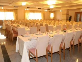 Meeting room(s)