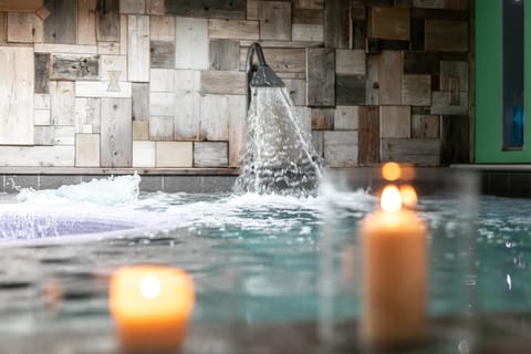 Whirlpool bathtub