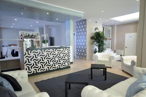 Bar/lounge