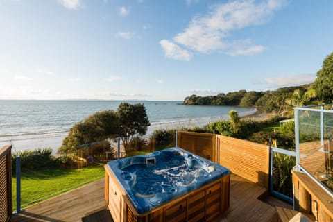 Hot tub
