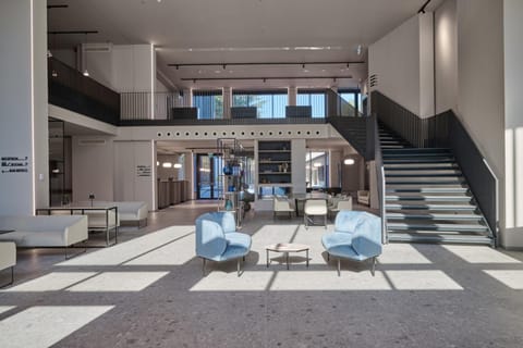 Shared lounge/TV area