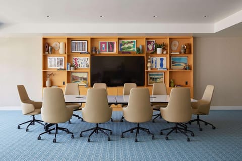 Meeting room(s)