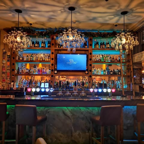 Bar/lounge