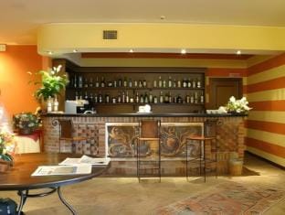 Bar/lounge