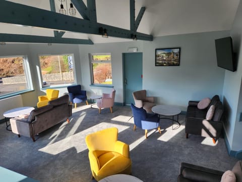 Shared lounge/TV area