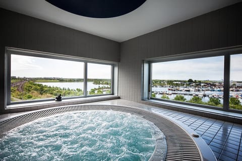 Hot tub