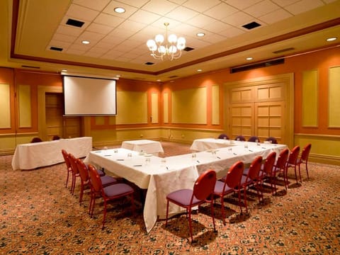 Meeting room(s)
