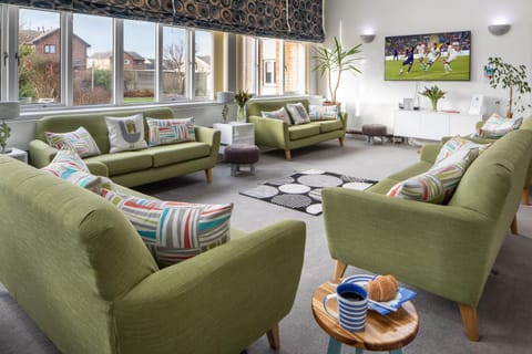 Shared lounge/TV area