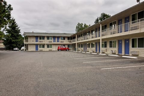 Parking lot