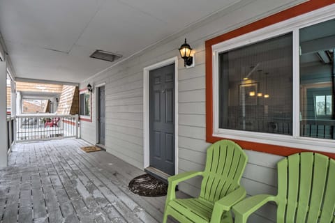 Main St Breck Condo w/ Mtn Views - Walk to Lifts! Apartment in Breckenridge