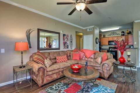 Ground-Floor Poolside Mesa Condo w/ Luxe Amenities Condo in Gilbert