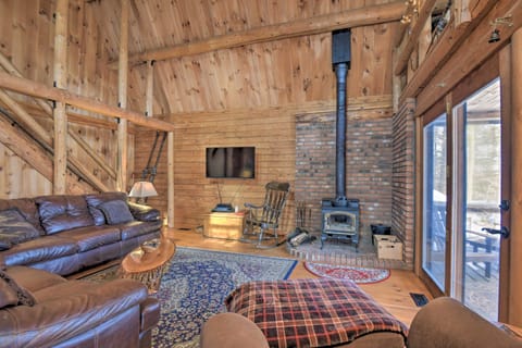 Rustic Madison 'Treehouse' Cabin with Game Room! House in Madison