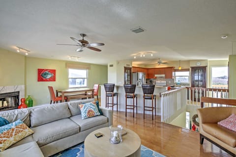 Bright St Augustine Home - Walk to Crescent Beach House in Butler Beach