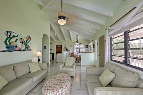 Breezy St. Croix Bungalow w/ Pool & Ocean Views! Haus in Christiansted
