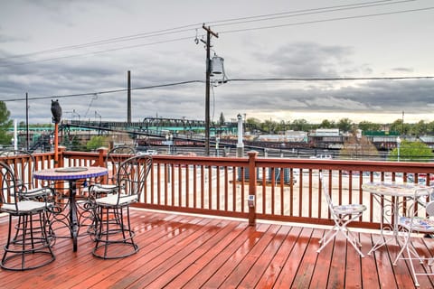 Historic Laramie Apt: Walk to Shops & Restaurants Apartment in Laramie