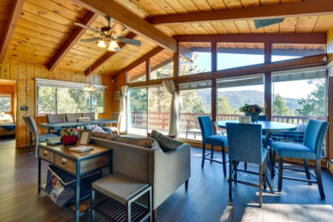 Stunning Idyllwild Home w/ Private Hot Tub & Decks House in Idyllwild-Pine Cove