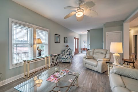 Updated Family Getaway: Walk to Sea Haven Beach! House in North Topsail Beach