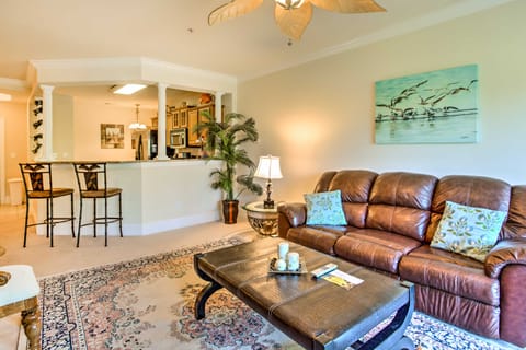 Luxury North Myrtle Beach Condo w/ Pool Access! Apartment in North Myrtle Beach