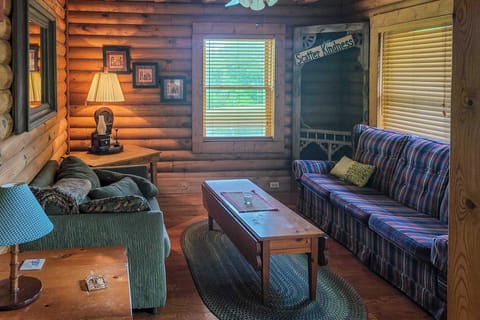 Underwood Home w/ 40 Acres: Fire Pit, Private Lake House in Indiana