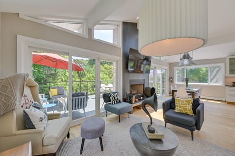 Alluring Hampton Bays Hideaway < 2 Mi to Beach! House in The Hamptons